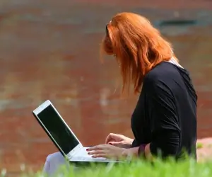 Booking you car hire home from uni can be done from anywhere